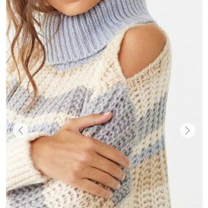 Forever 21 Chunky Knit Open Shoulder Sweater size M (NWT)